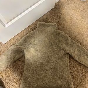 Woman’s medium Patagonia Sherpa